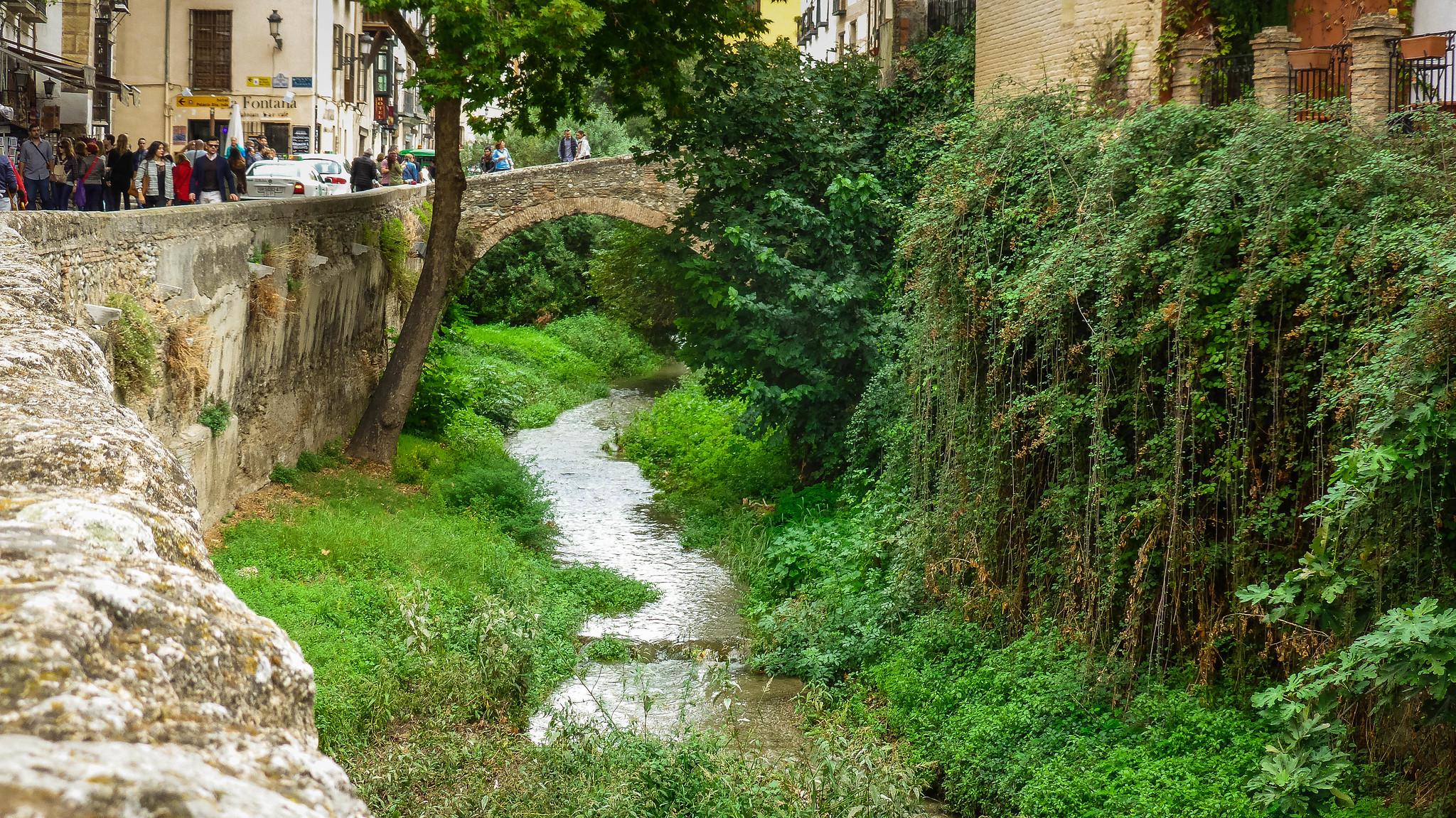 Alte Brücken auf der Carrera del Darro
