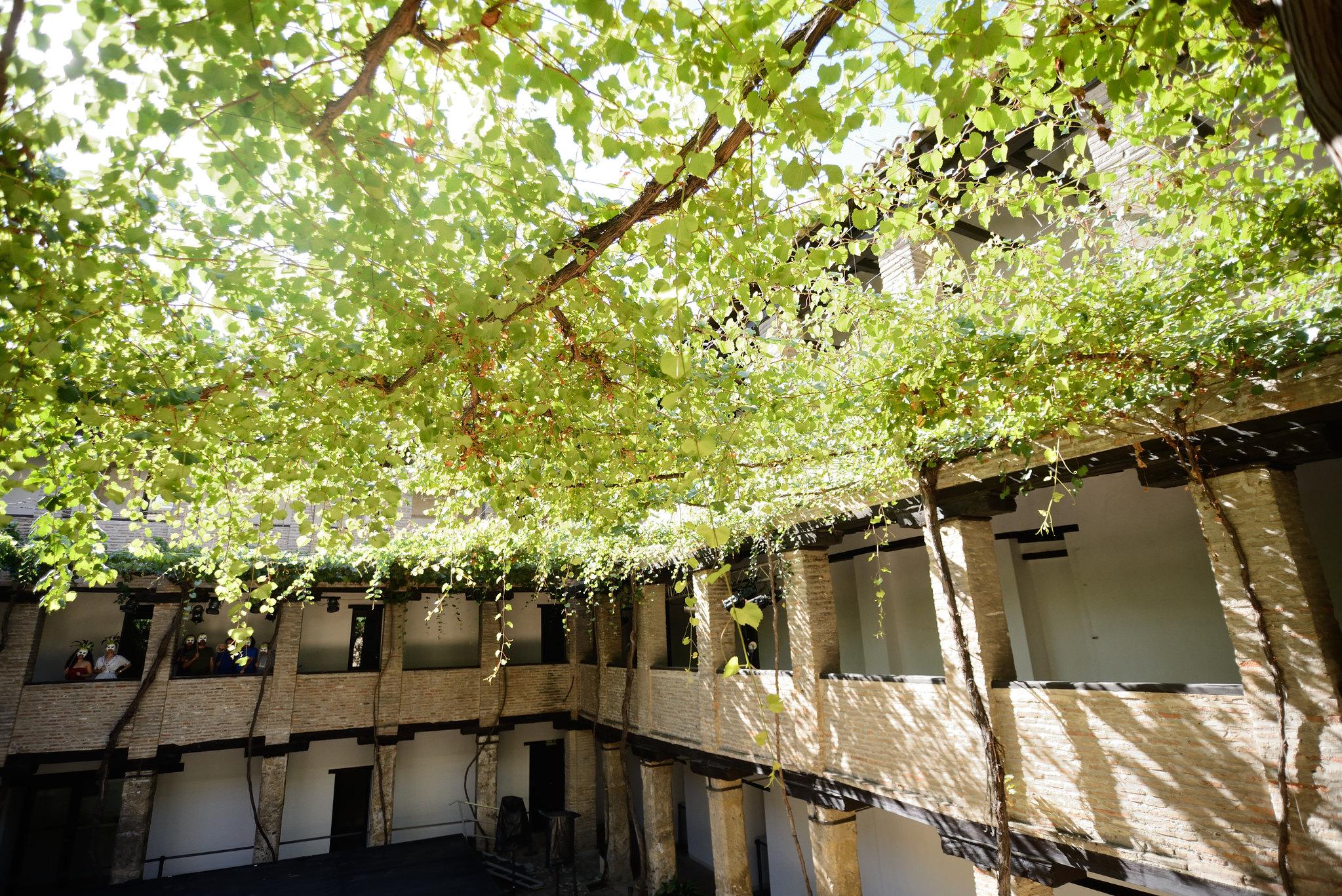 Corral de Carbón - Innenhof[