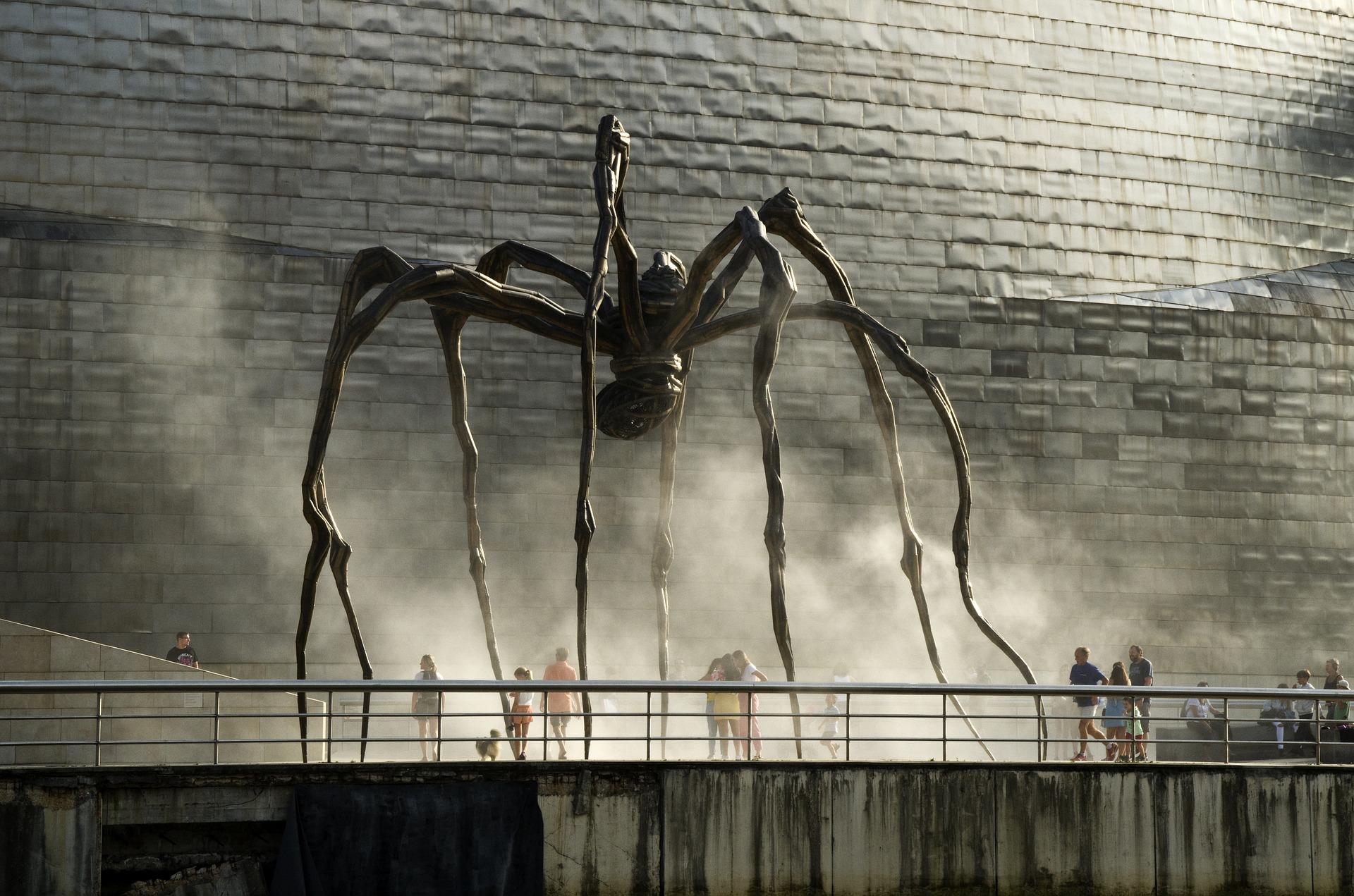 Guggenheim Museum - Spinne