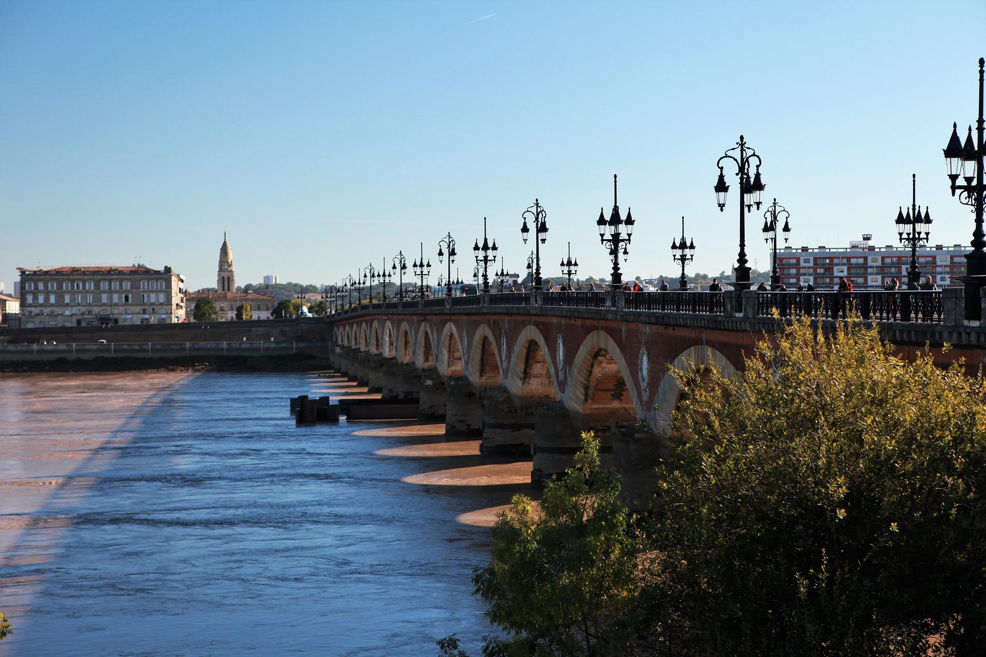 Pont de Pierre in Bordeaux