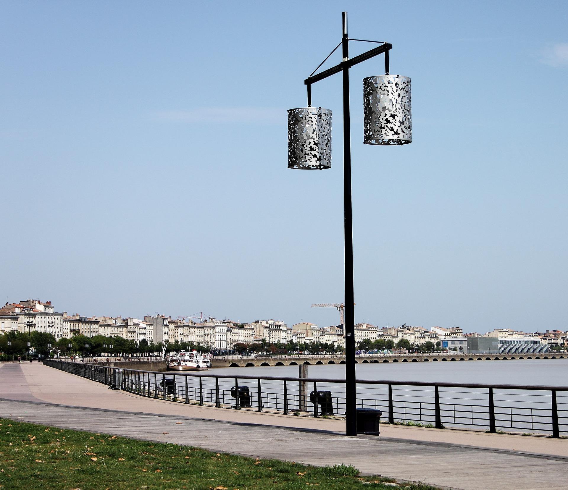 Promenade am Ufer der Garonne