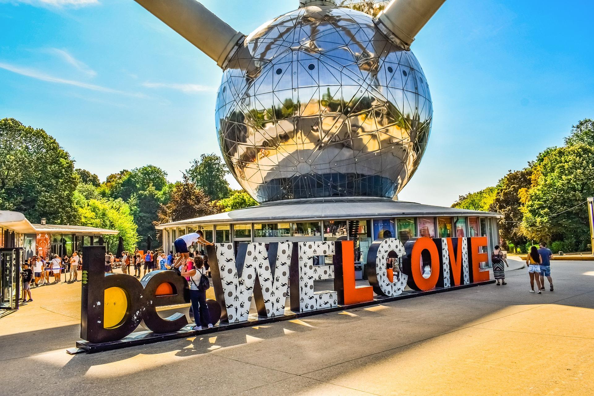 Eingang zum Atomium
