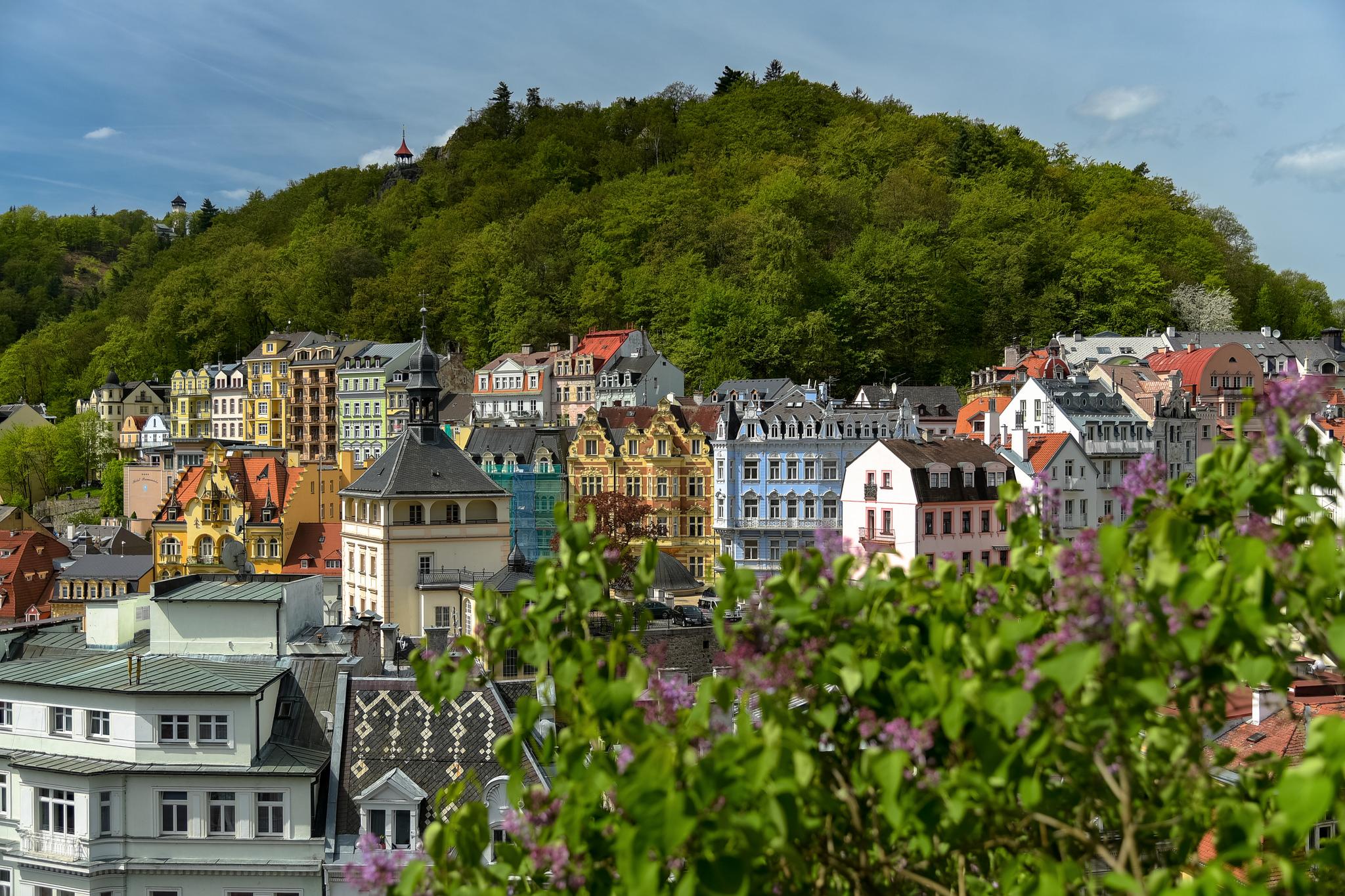 Farbenfrohe Häuserfassaden