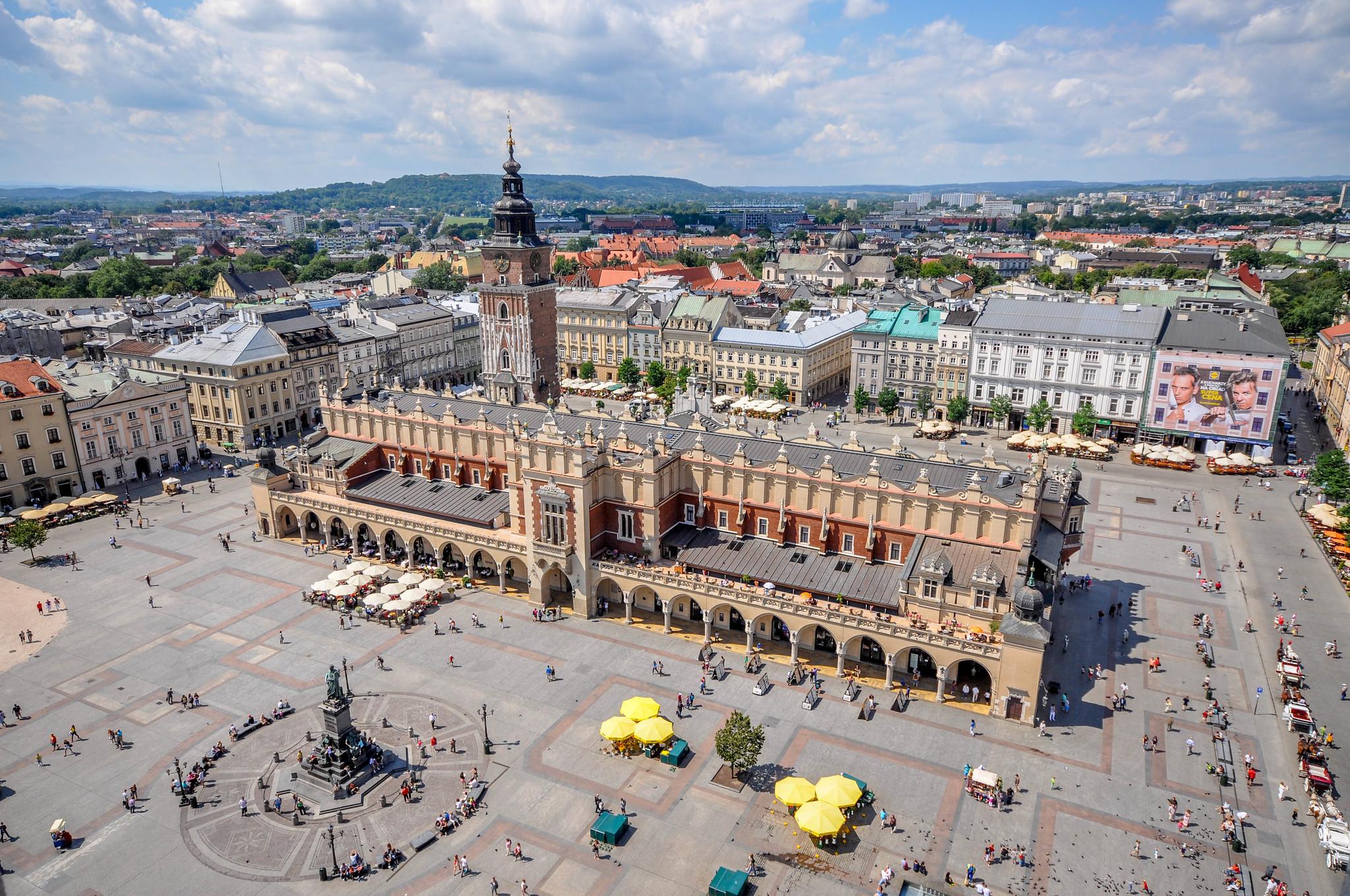 Altstadtpanorama - Blick auf die Tuchhallen