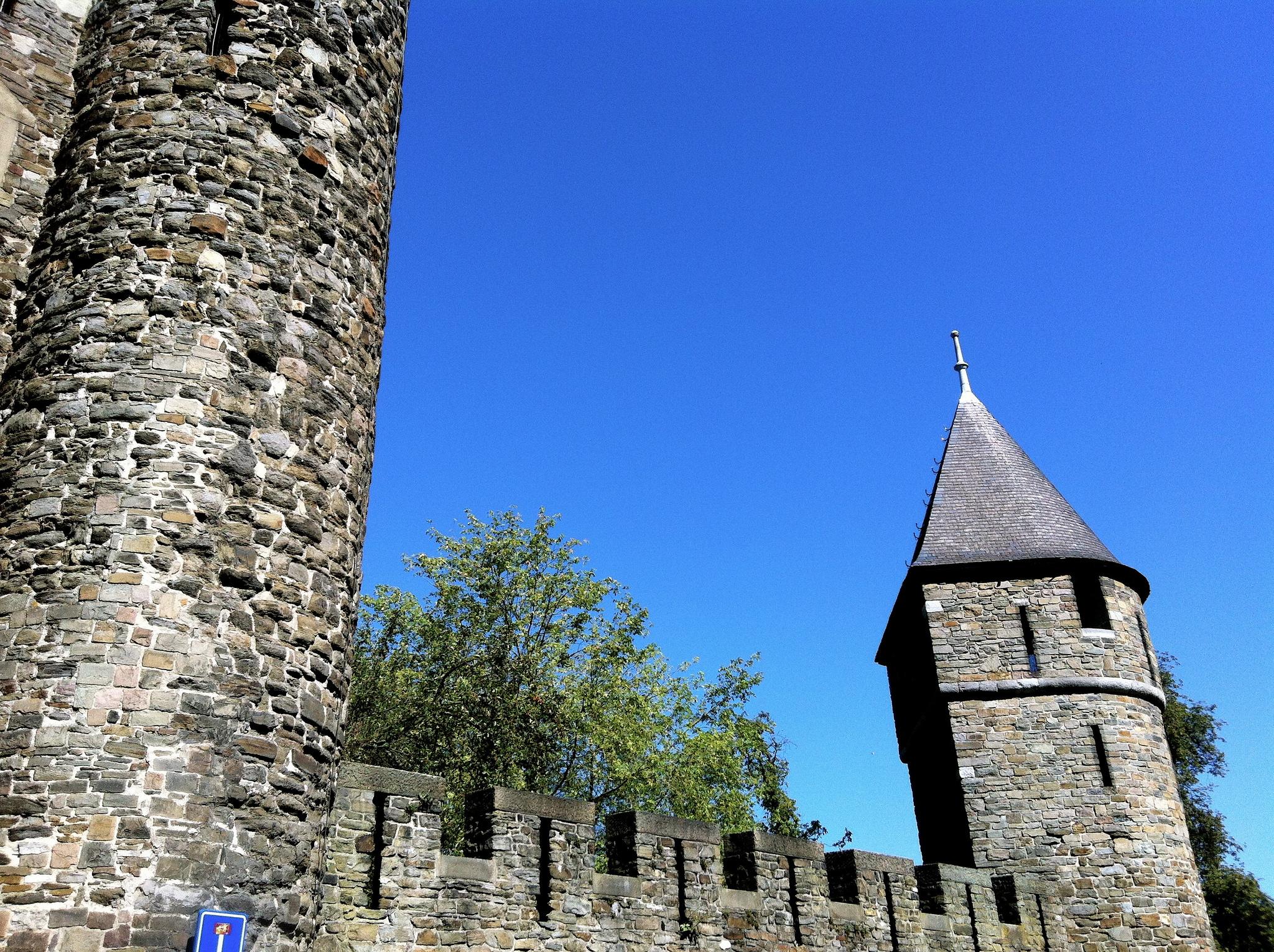 Mittelalterliche Stadtmauer von Maastricht