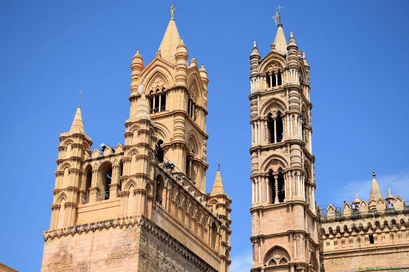 Türme der Kathedrale von Palermo