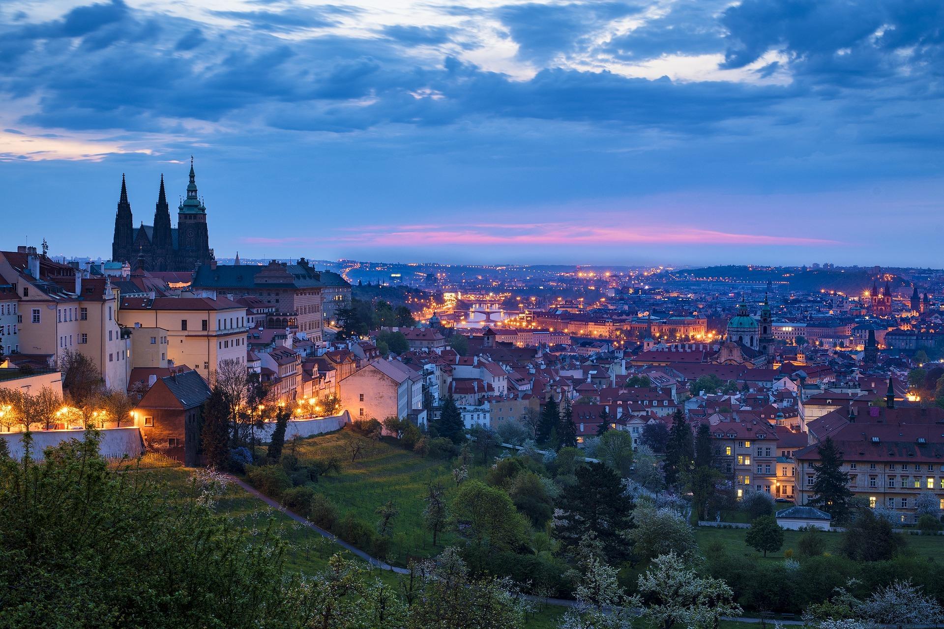 Prager Burg im Abendlicht